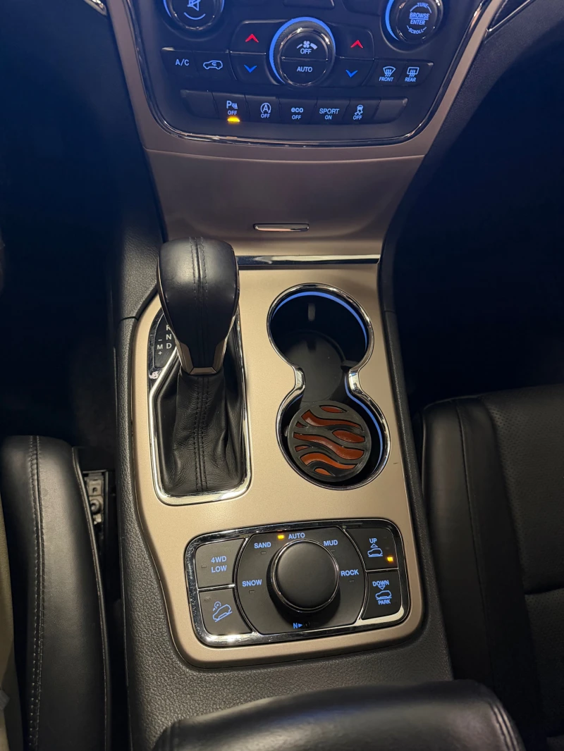 Jeep Grand cherokee SUMMIT, снимка 12 - Автомобили и джипове - 52505944