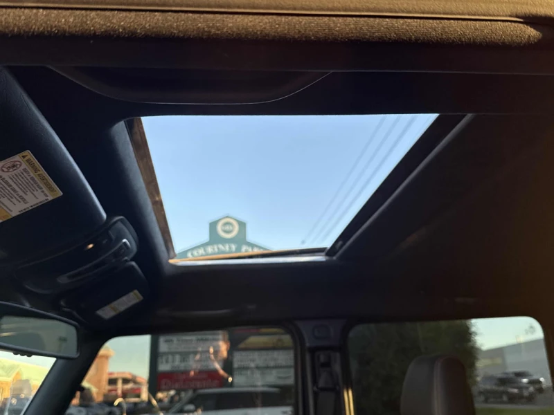 Mercedes-Benz G 63 AMG CARFAX* АВТОФИНАНСИРАНЕ БЕЗ ПЪРВОНАЧАЛНА ВНОСКА, снимка 13 - Автомобили и джипове - 52660469