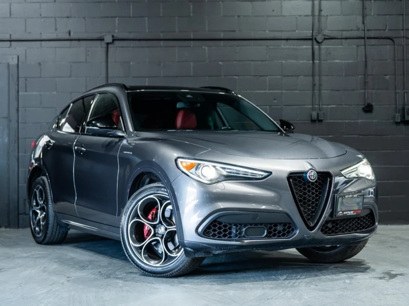 Alfa Romeo Stelvio * Veloce/HARMEN K/NAV/1OWNER/CLEAN CARFAX * CARFAX, снимка 2 - Автомобили и джипове - 52803887