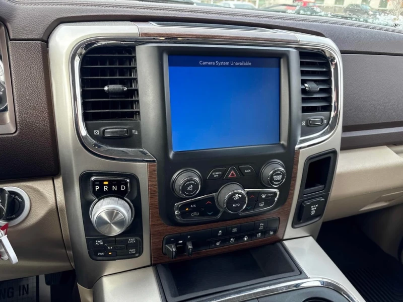 Dodge RAM 1500 * Laramie * CARFAX * БЕЗ ПЪРВОНАЧАЛНА ВНОСКА, снимка 11 - Автомобили и джипове - 52869321