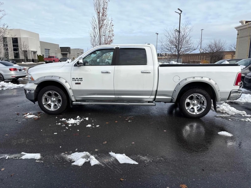 Dodge RAM 1500 * Laramie * CARFAX * БЕЗ ПЪРВОНАЧАЛНА ВНОСКА, снимка 2 - Автомобили и джипове - 52869321
