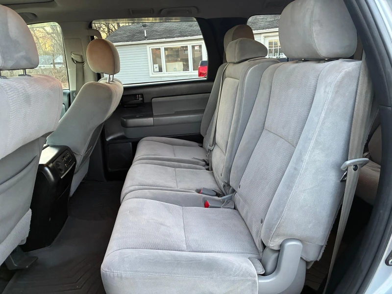 Toyota Sequoia АВТОПИЛОТ* КЕЙЛЕС* ЕЛ* СЕДАЛКИ* , снимка 14 - Автомобили и джипове - 53276213
