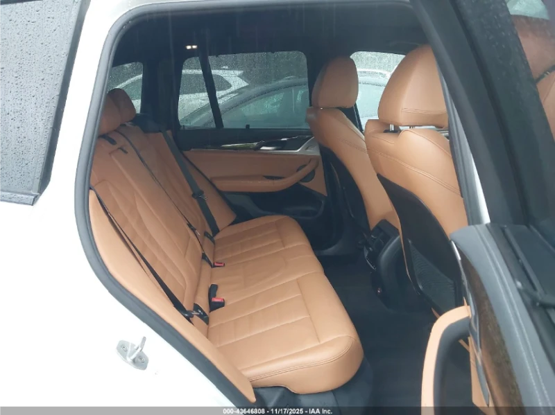 BMW X3 M-PACK* HEAD-UP* ПОДГРЕВ* HARMAN/KARDON* AMBIENT, снимка 15 - Автомобили и джипове - 53296155