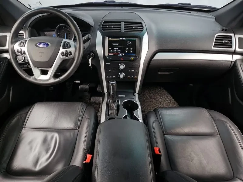 Ford Explorer 3.5 AWD, снимка 7 - Автомобили и джипове - 54350171