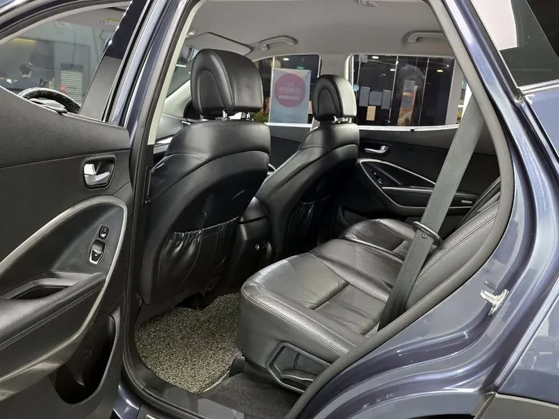 Hyundai Santa fe 2.0, снимка 12 - Автомобили и джипове - 54872220