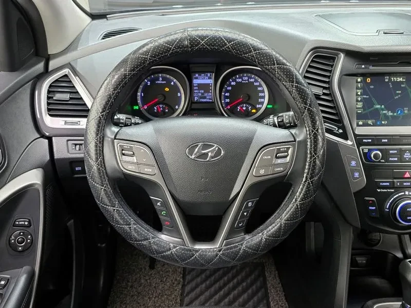 Hyundai Santa fe 2.0, снимка 13 - Автомобили и джипове - 54872220