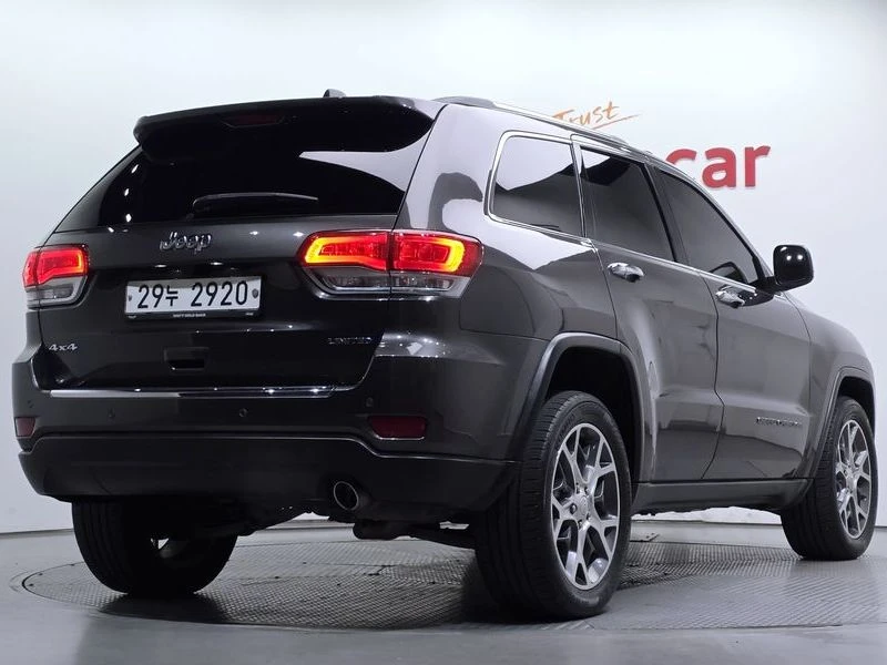 Jeep Cherokee 3.6 Limited| 295к.с.| ВКЛ.ТЕХНОТЕСТ, снимка 2 - Автомобили и джипове - 55092794