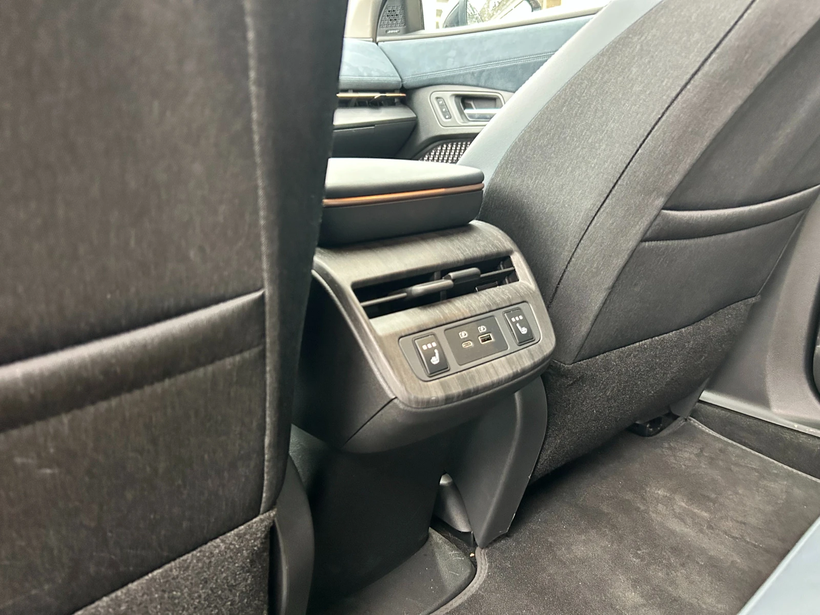 Nissan Ariya Evolve 87 kW, снимка 11 - Автомобили и джипове - 50359360