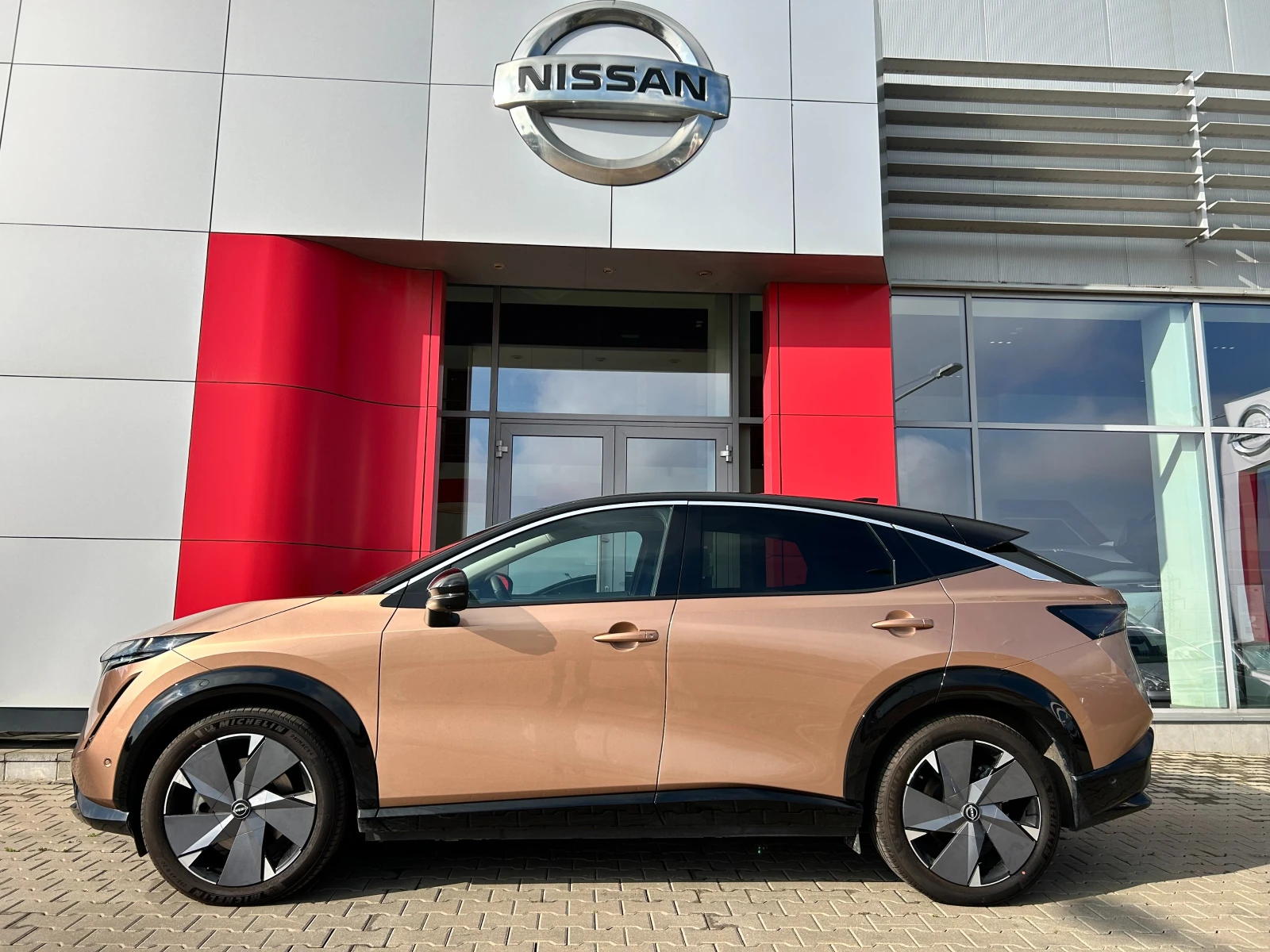 Nissan Ariya Evolve 87 kW, снимка 2 - Автомобили и джипове - 50359360