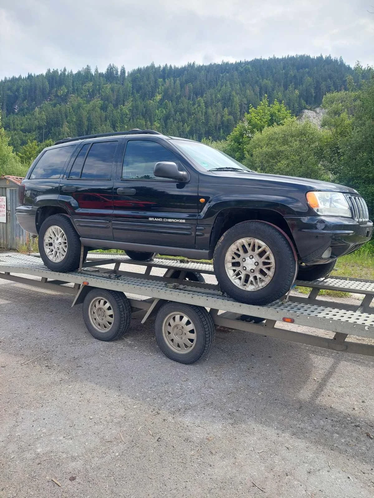 Jeep Grand cherokee 4.0i GAZ - изображение 3