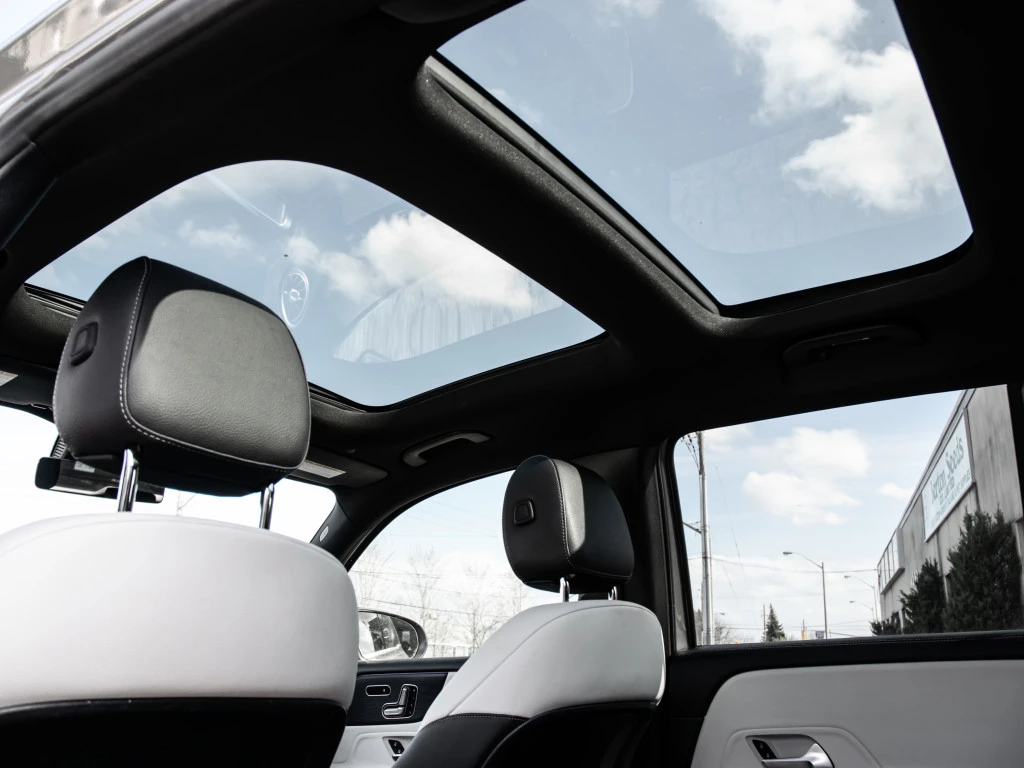 Mercedes-Benz GLB 250 | AMG PKG |  | 360 |  | Mobile.bg   14