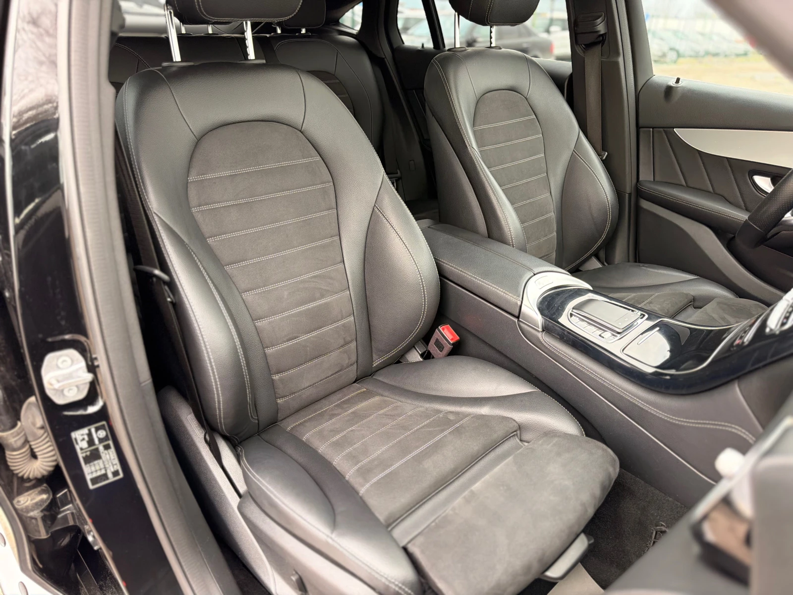 Mercedes-Benz GLC 220 d= Coupe= 4Matic= AMG= Digital Cockpit= 360* ����� | Mobile.bg � ����������� 12