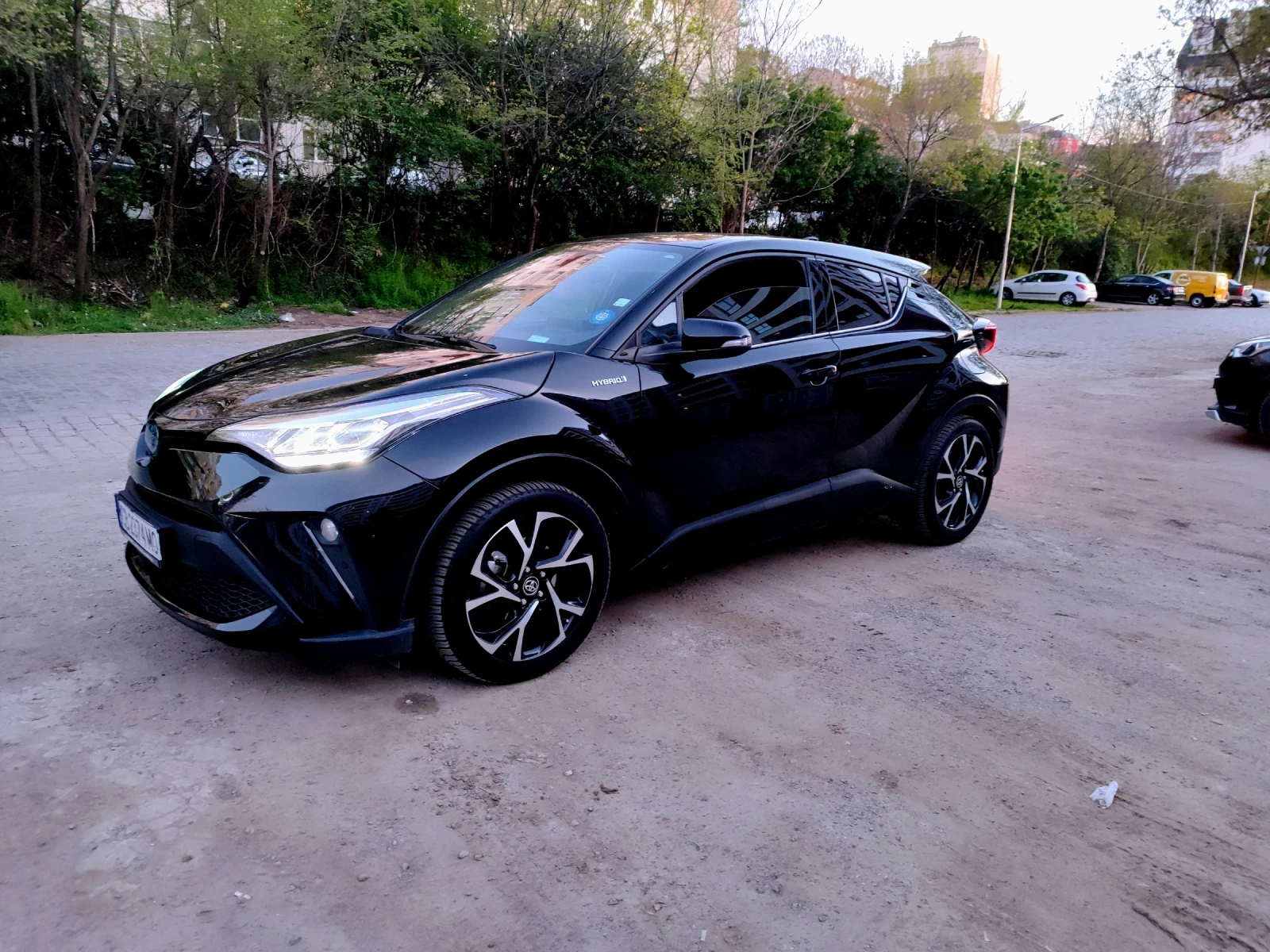 Toyota C-HR 2.0 -184 к.с, снимка 9 - Автомобили и джипове - 54308644