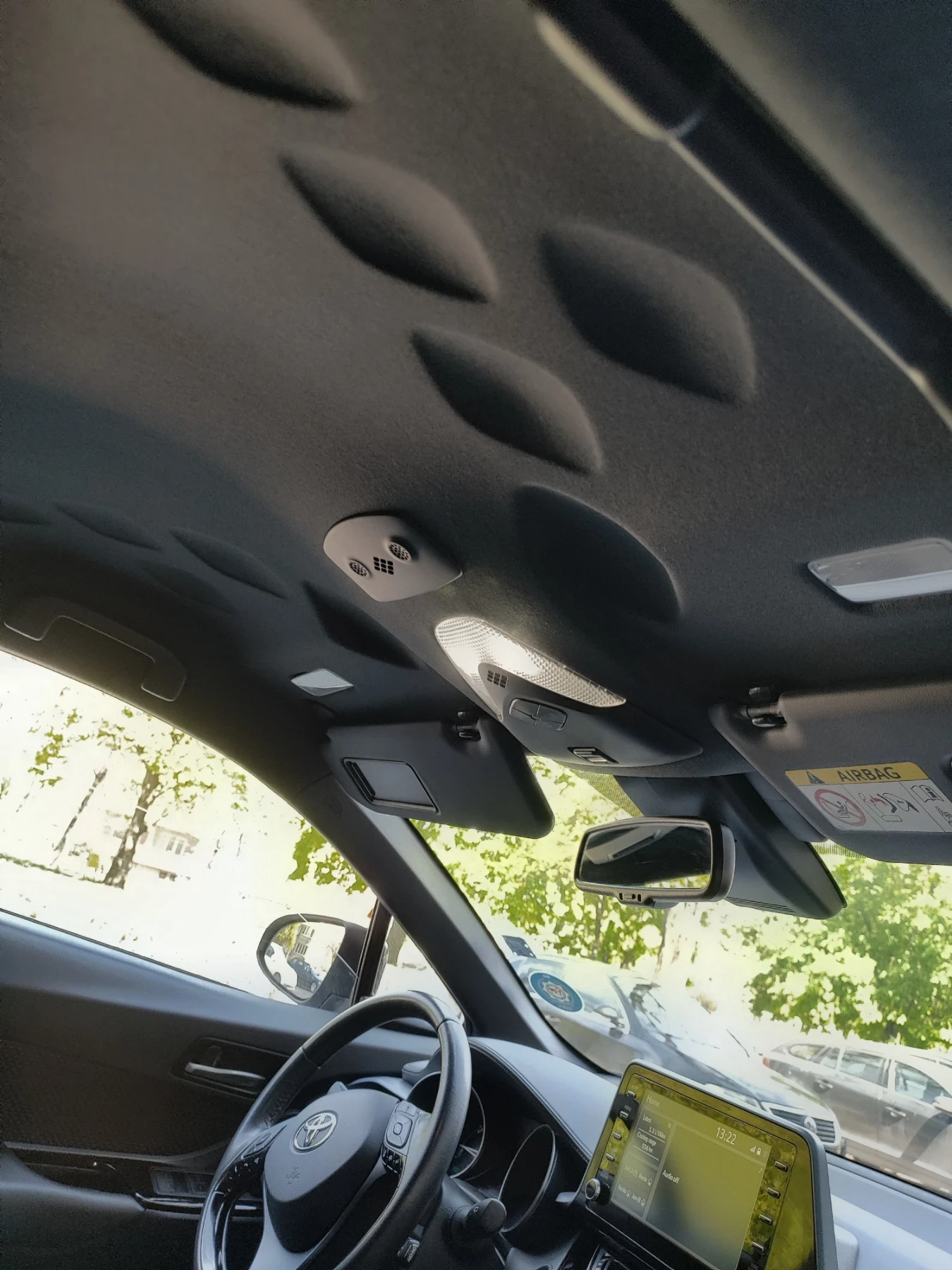 Toyota C-HR 2.0 -184 к.с, снимка 13 - Автомобили и джипове - 54308644