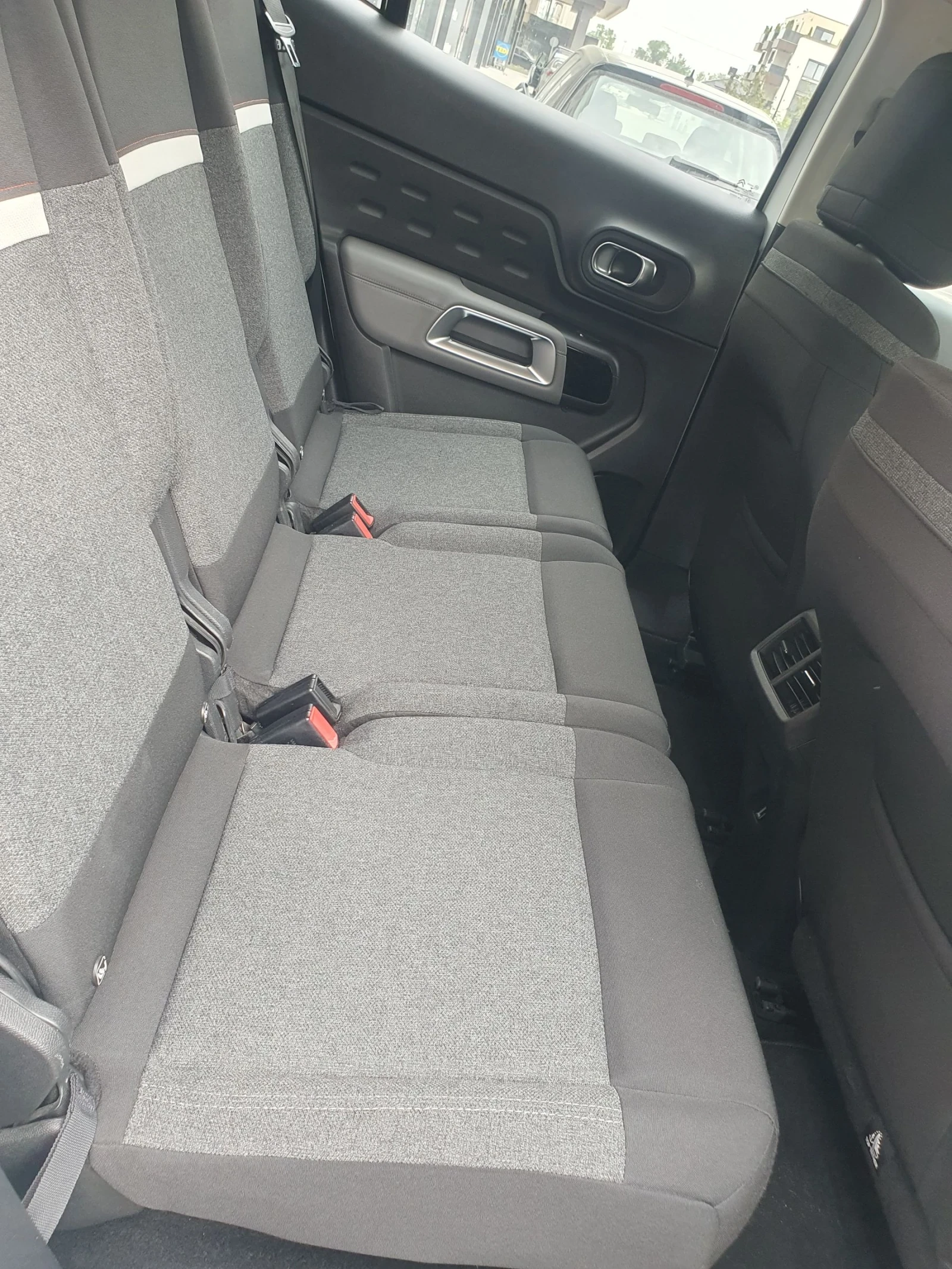 Citroen C5 Aircross 1.5 HDI AUT NAVI 2020 Euro 6, снимка 13 - Автомобили и джипове - 54478424