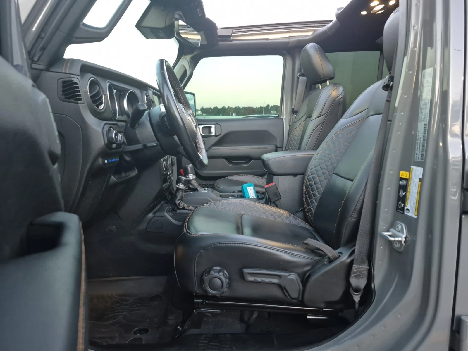 Jeep Wrangler * 4XE HIGH ALTITUDE * ПОДГРЕВ* , снимка 6 - Автомобили и джипове - 56133056