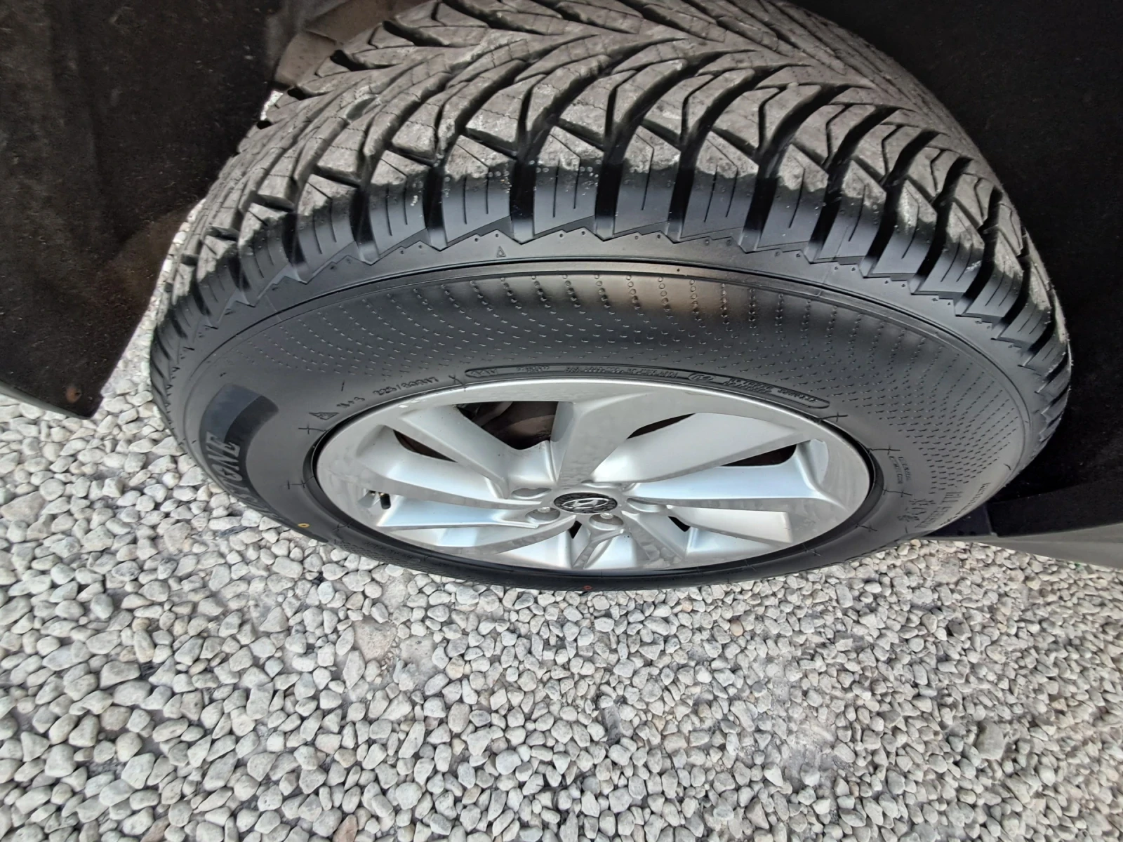 Hyundai Tucson 1.7 НАВИГАЦИЯ, КАМЕРА, ПАРКТРОНИК, снимка 14 - Автомобили и джипове - 56155432