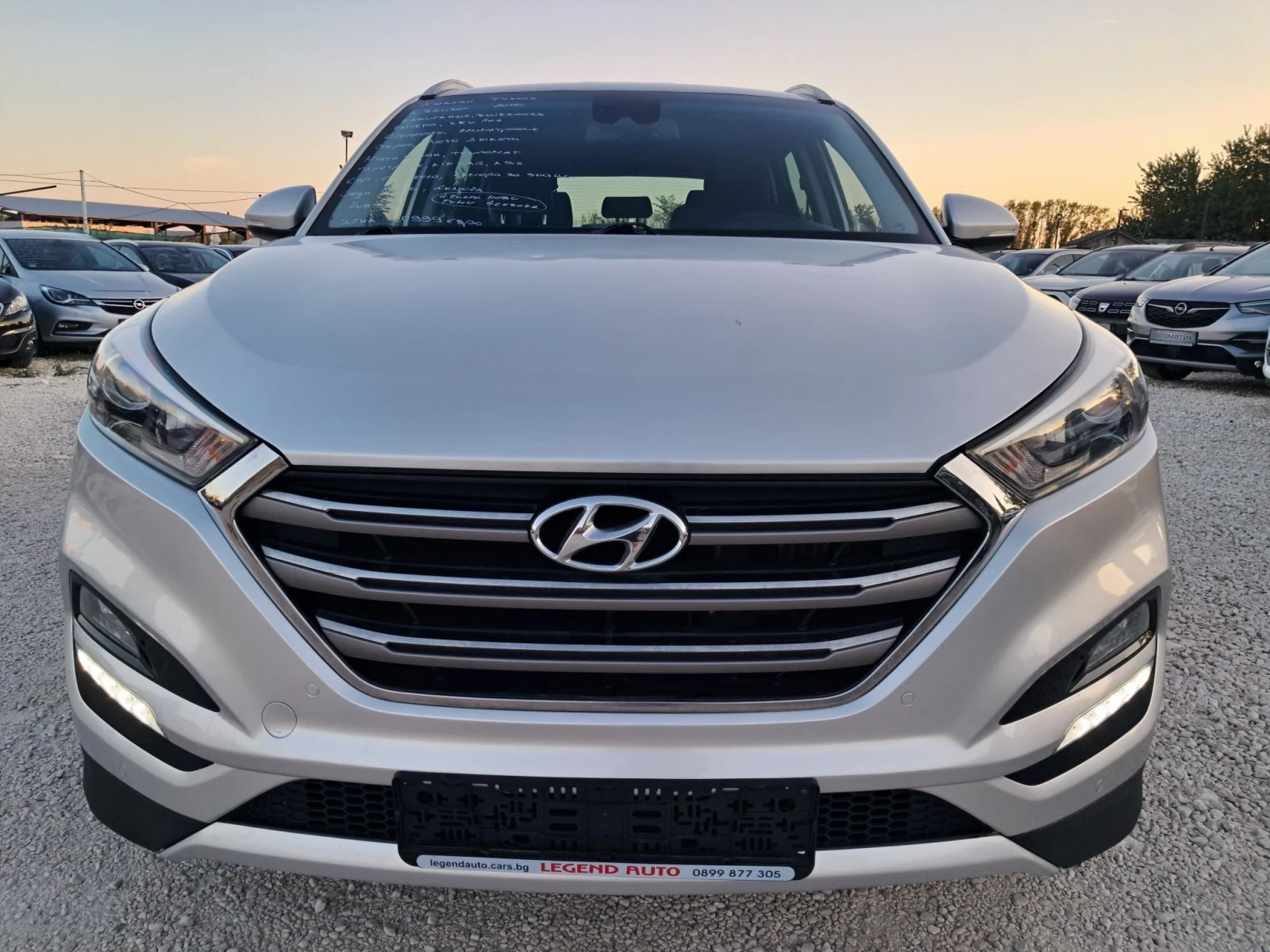 Hyundai Tucson 1.7 НАВИГАЦИЯ, КАМЕРА, ПАРКТРОНИК, снимка 2 - Автомобили и джипове - 56155432
