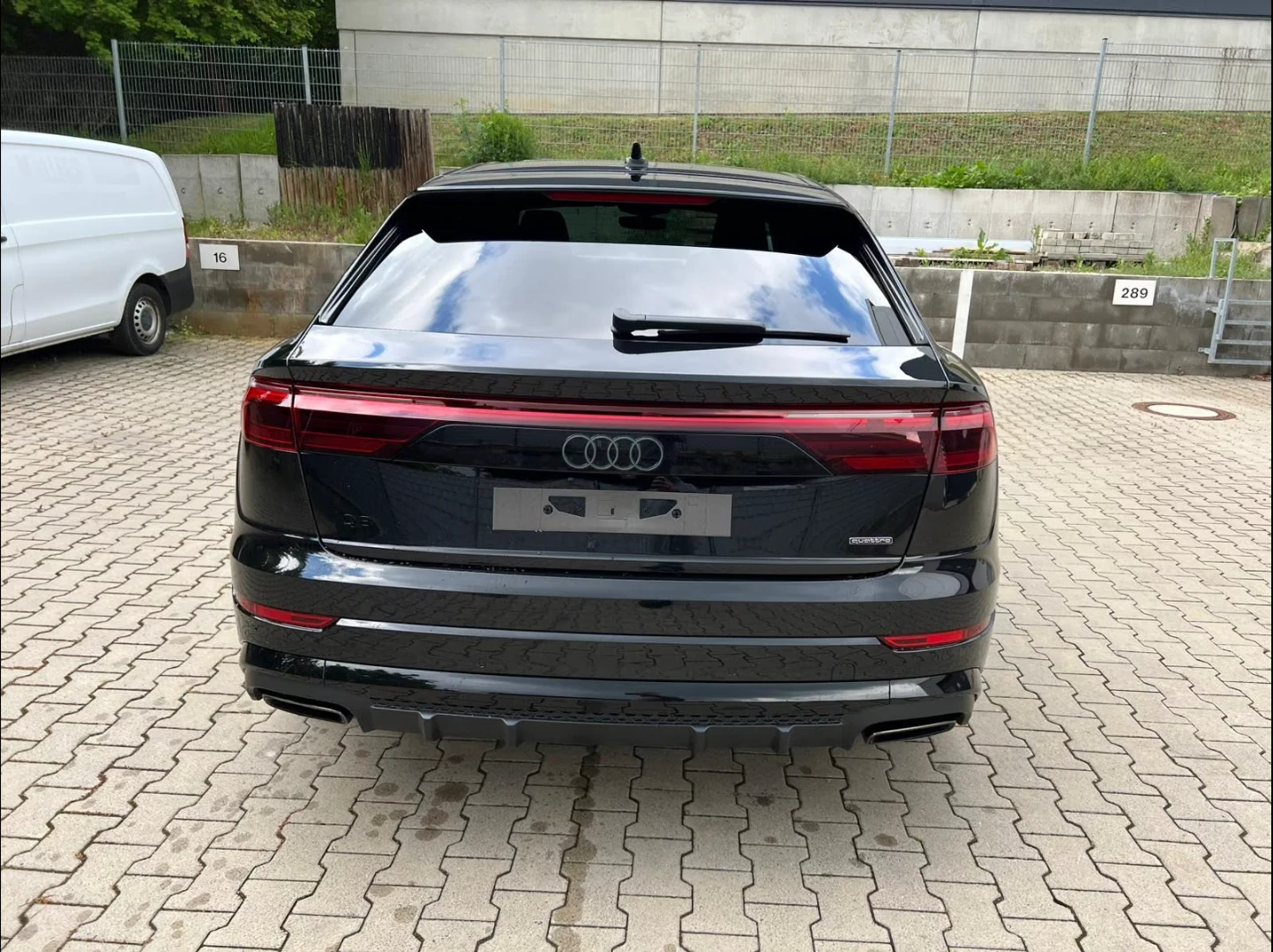 Audi Q8 Full Max!! 0km!!, снимка 3 - Автомобили и джипове - 56185397