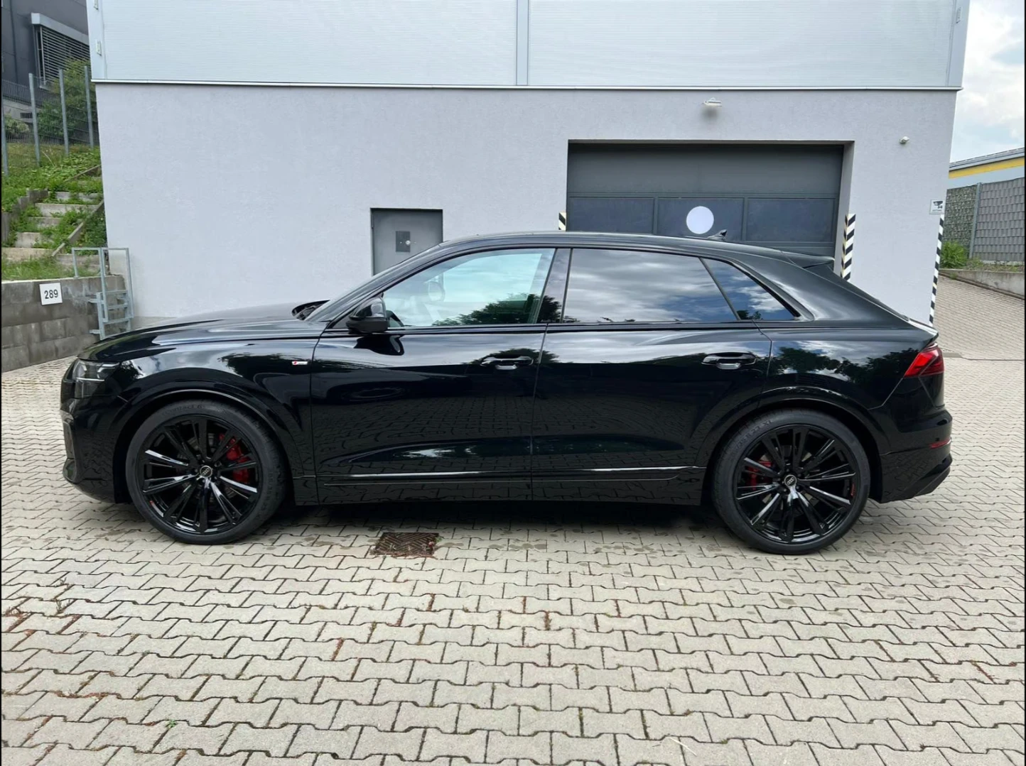 Audi Q8 Full Max!! 0km!!, снимка 2 - Автомобили и джипове - 56185397