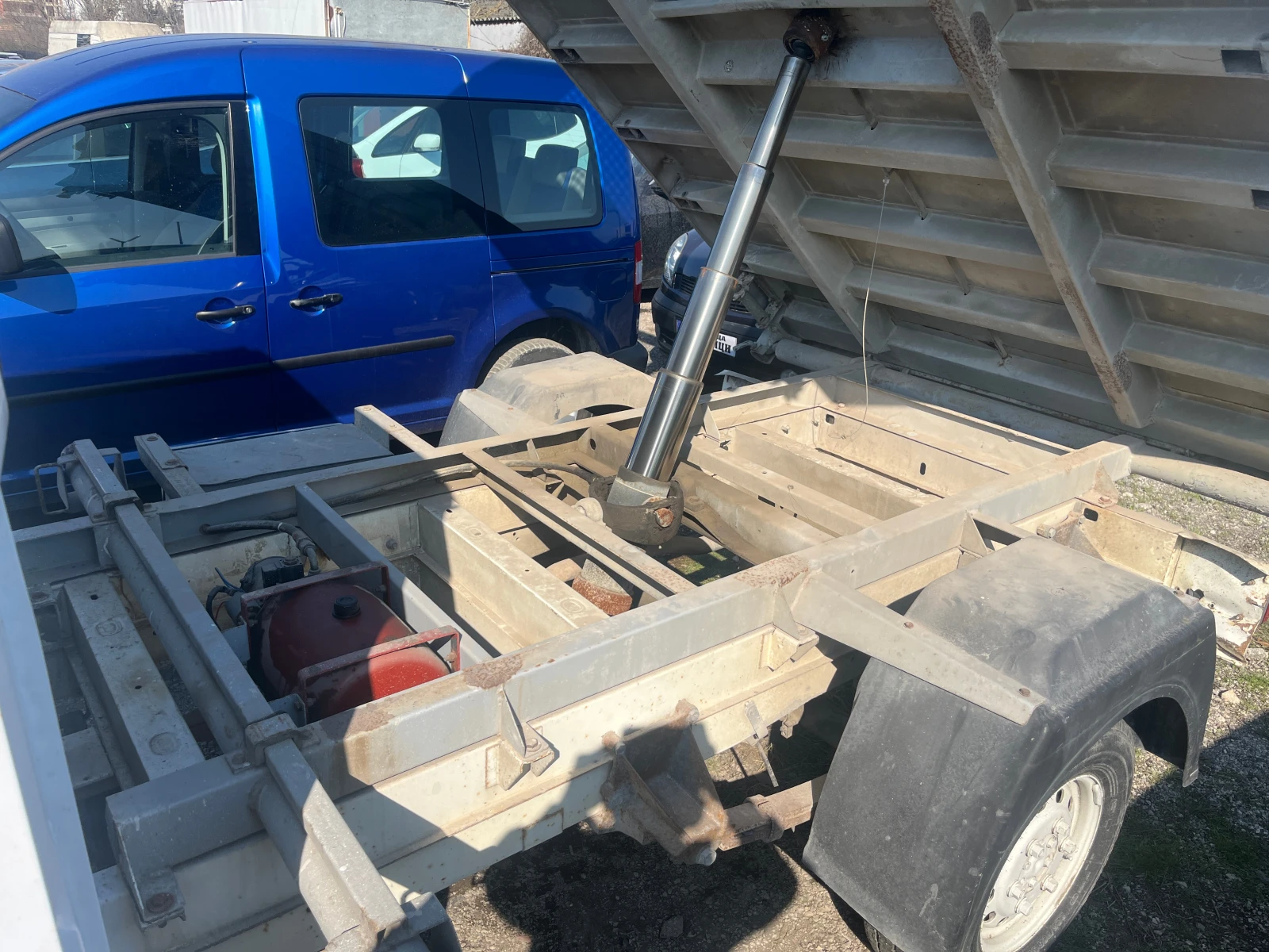 Ford Transit 2.5 ДИЗЕЛ - изображение 6