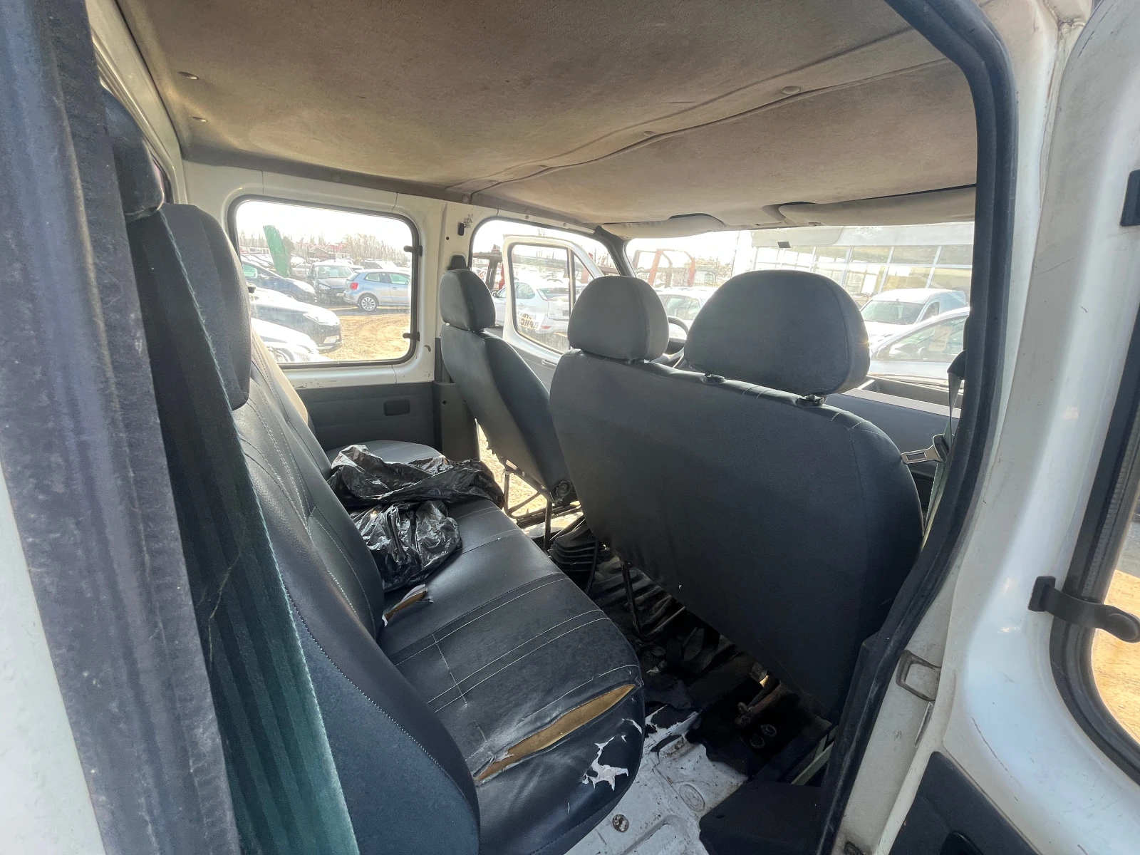 Ford Transit 2.5 ДИЗЕЛ - изображение 9