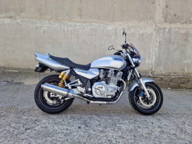 Yamaha XJR 1300