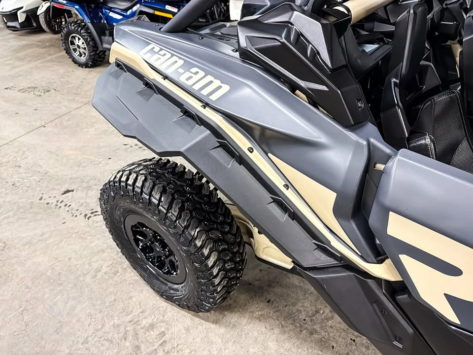 Can-Am Maverick X3 * xrc turbo rr* CARFAX * БЕЗ ПЪРВОНАЧАЛНА ВНОСКА - изображение 8
