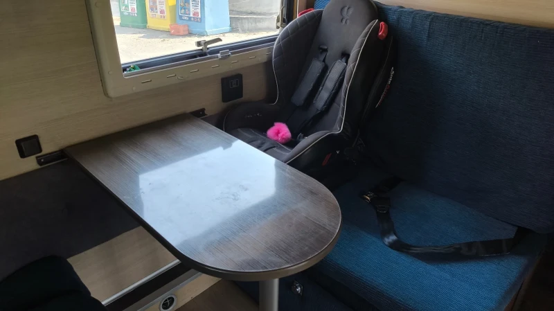 Кемпер Mercedes-Benz 312, снимка 10 - Каравани и кемпери - 52138257