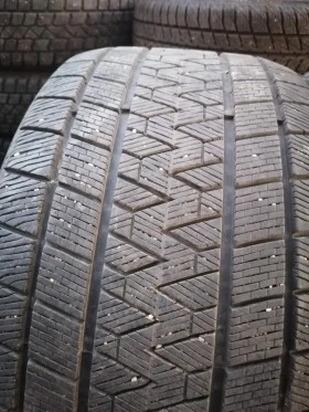 Гуми Зимни 315/35R20, снимка 2