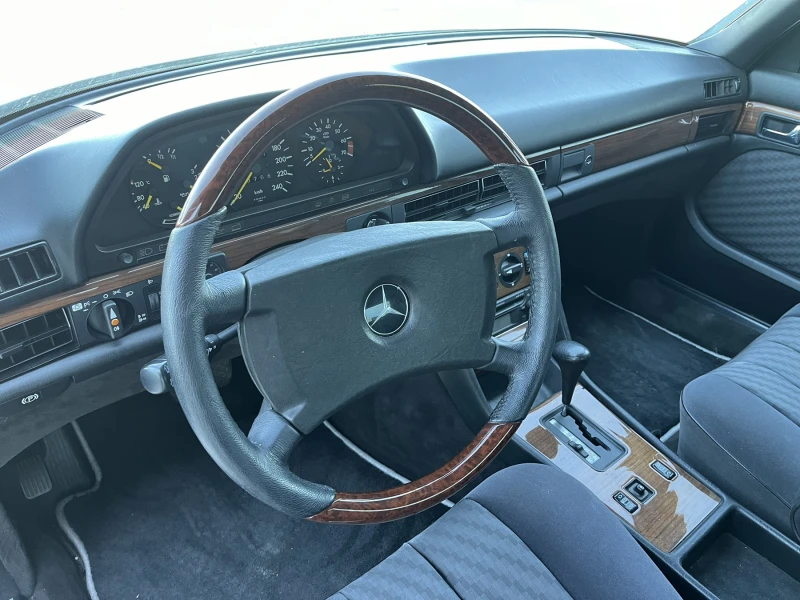 Mercedes-Benz 126 S300 (260), снимка 11 - Автомобили и джипове - 49056922