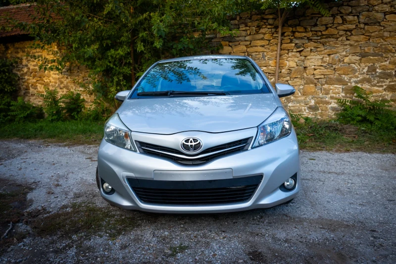 Toyota Yaris, снимка 3 - Автомобили и джипове - 52396615