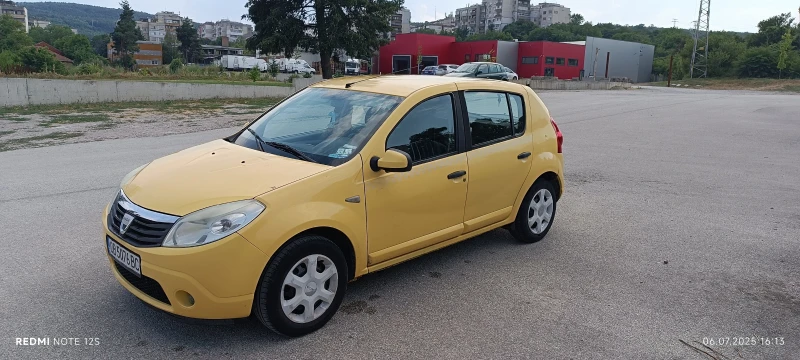 Dacia Sandero, снимка 11 - Автомобили и джипове - 52953409