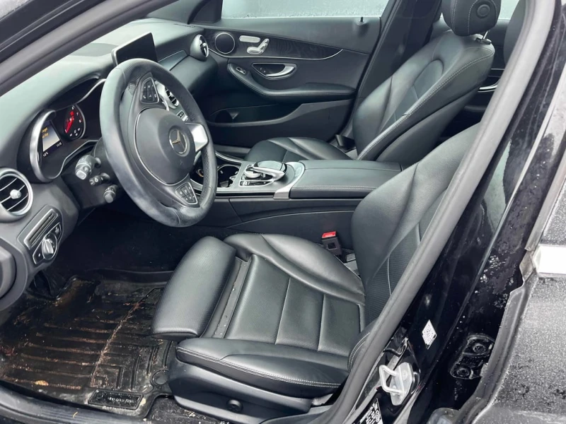 Mercedes-Benz C 300 * CARFAX * БЕЗ ПЪРВОНАЧАЛНА ВНОСКА, снимка 5 - Автомобили и джипове - 53023446