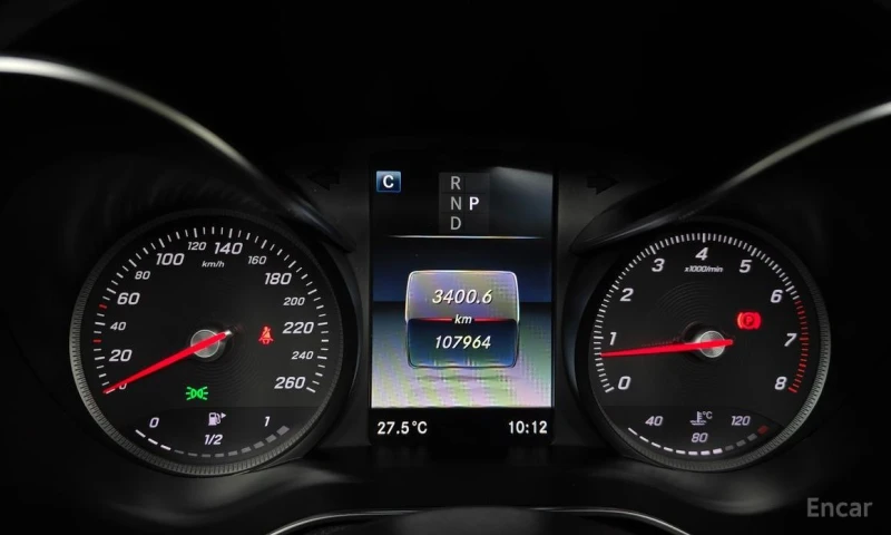 Mercedes-Benz C 200, снимка 8 - Автомобили и джипове - 53452254