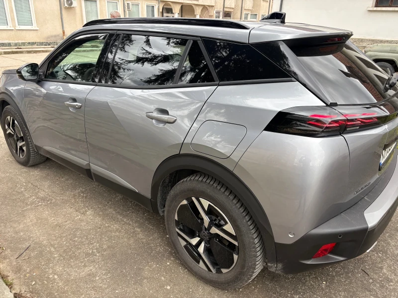 Peugeot 2008 Allure 1.2 PureTech 130 EAT8 EURO 6.4, снимка 5 - Автомобили и джипове - 53466993