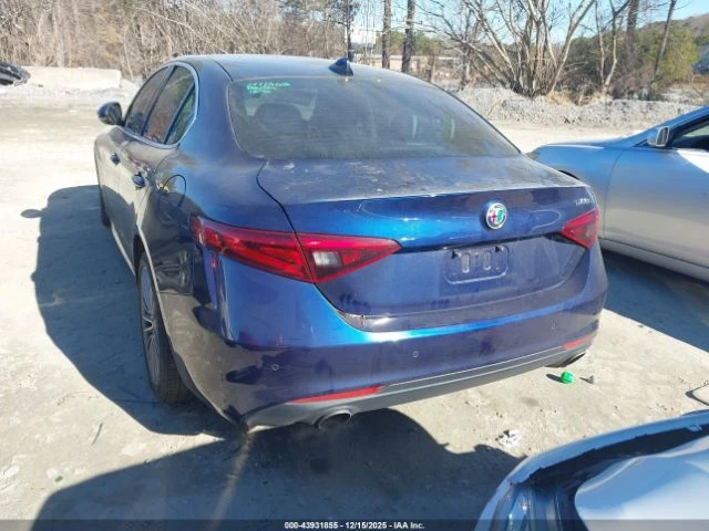 Alfa Romeo Giulia Ti Lusso RWD* HARMAN KARDON* KEYLESS*  - изображение 6