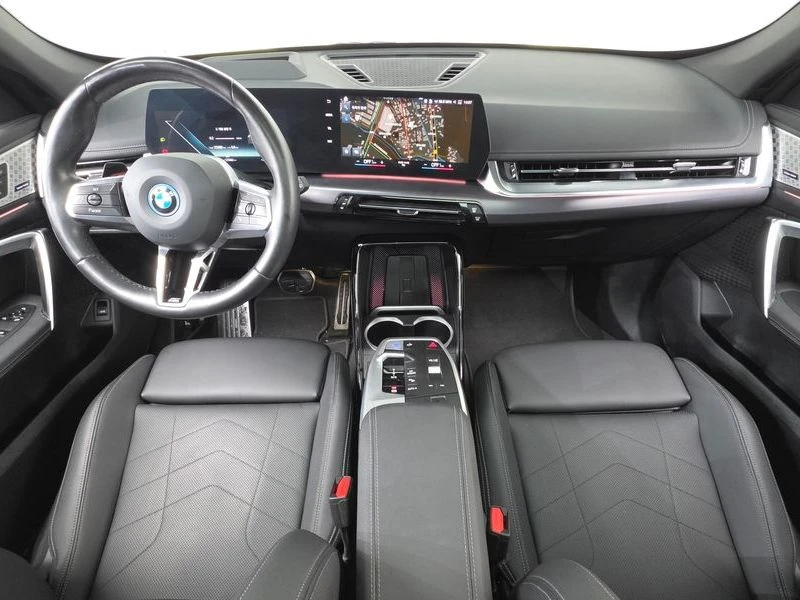 BMW iX1 M-Sport/xDrive30/МАСАЖ/HarmanKardon, снимка 7 - Автомобили и джипове - 55873845