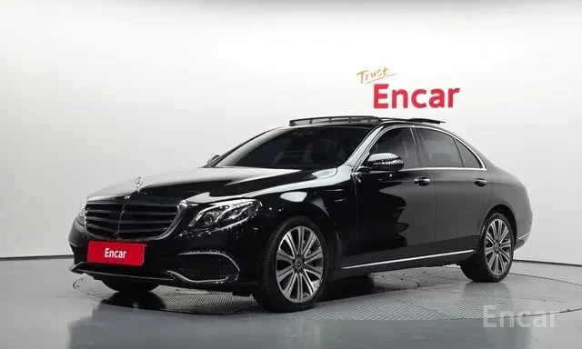 Mercedes-Benz E 400 4MATIC *  EXCLUSIVE * BURMESTER * HEAD UP * ОБДУХ 