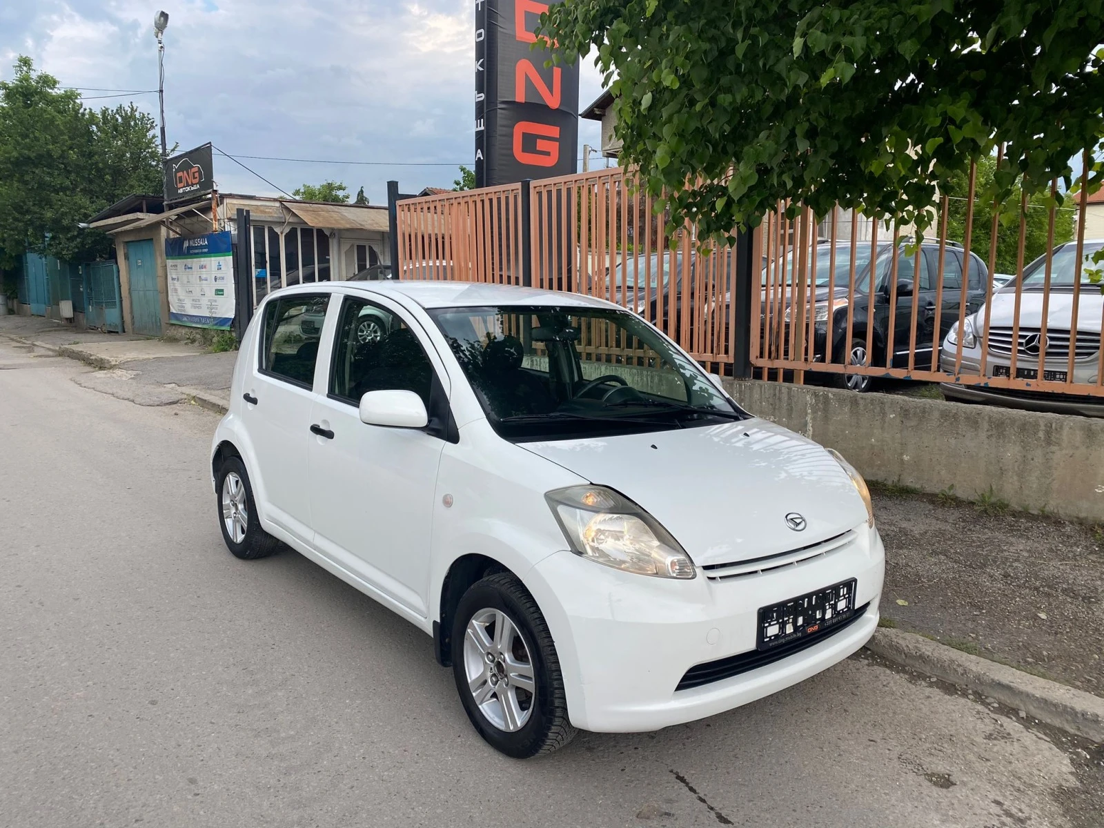 Daihatsu Sirion 1, 000 EURO4 - изображение 2