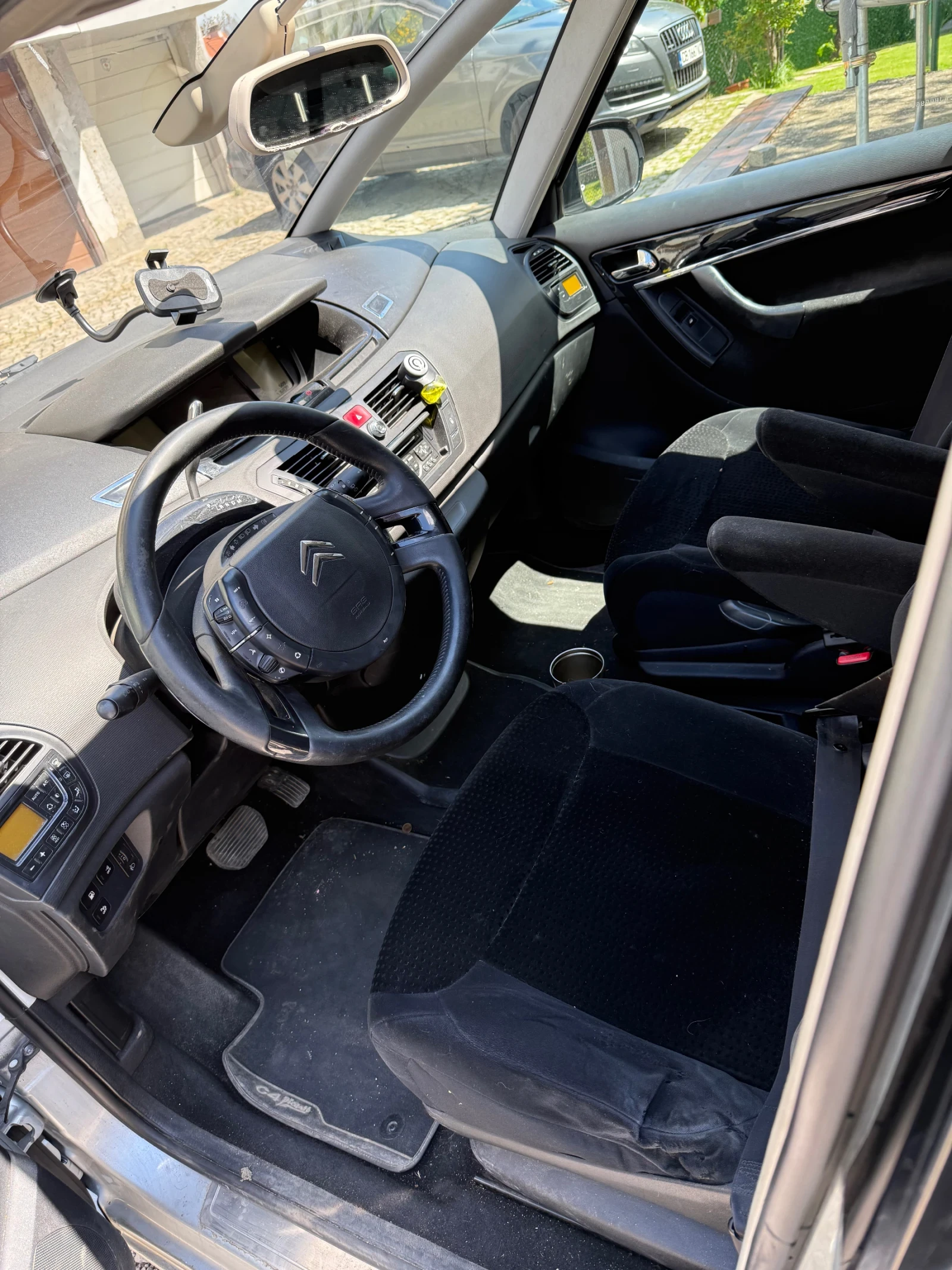 Citroen Grand C4 Picasso  - изображение 7