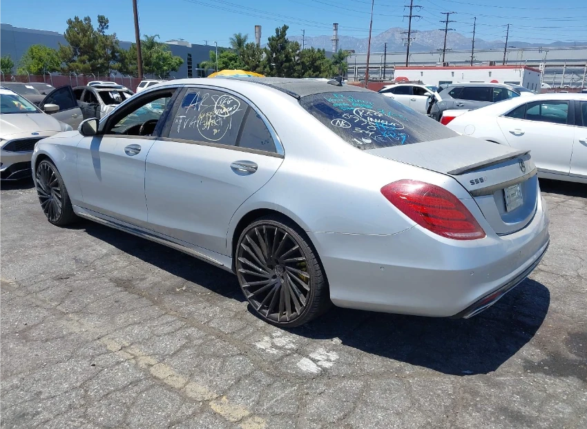 Mercedes-Benz S 550 Обдух* BURMESTER* Ambient* Пано* Масаж* Въздух*  - изображение 6