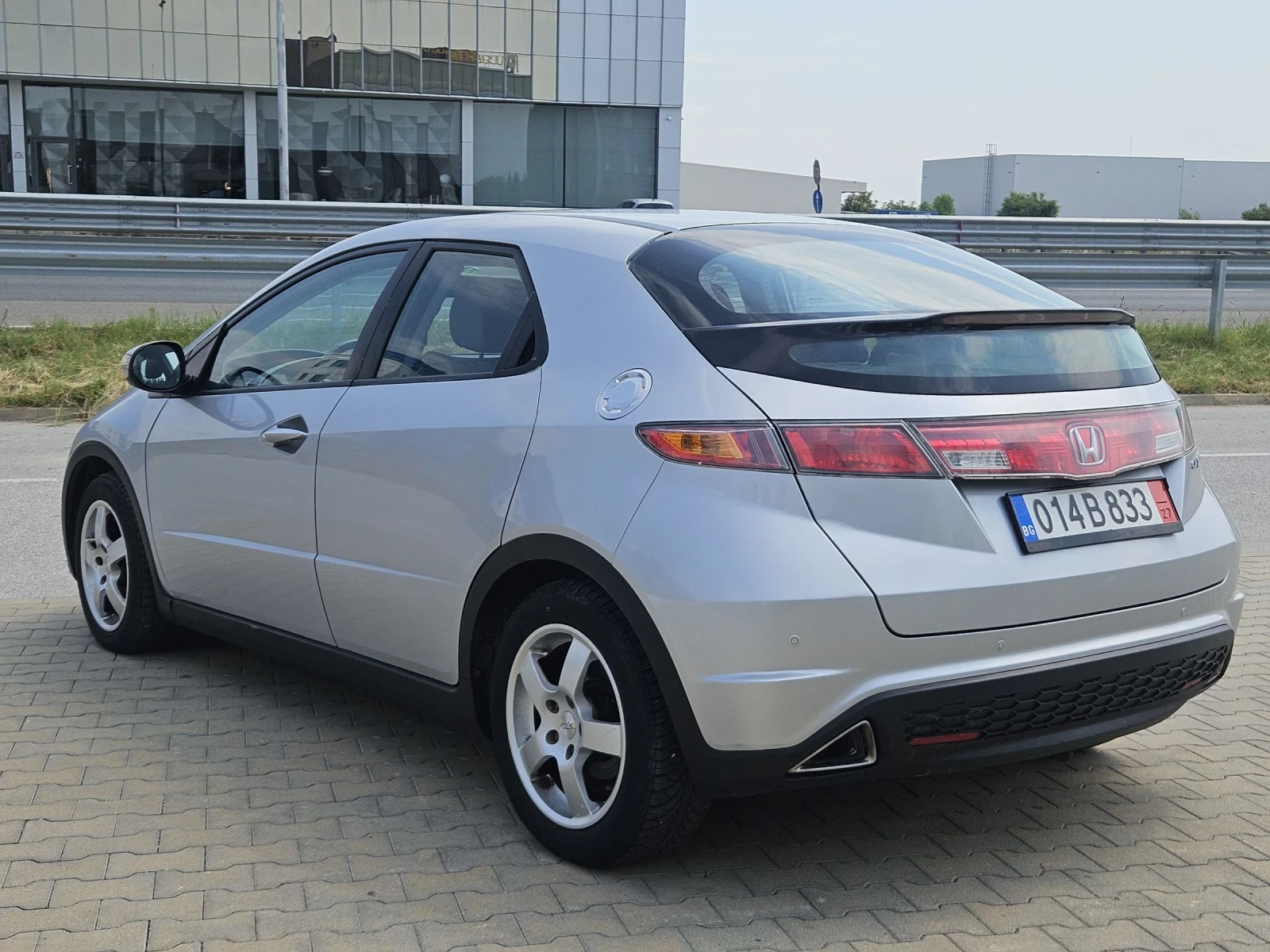 Honda Civic 1.8i SWISS EDITION  - изображение 3