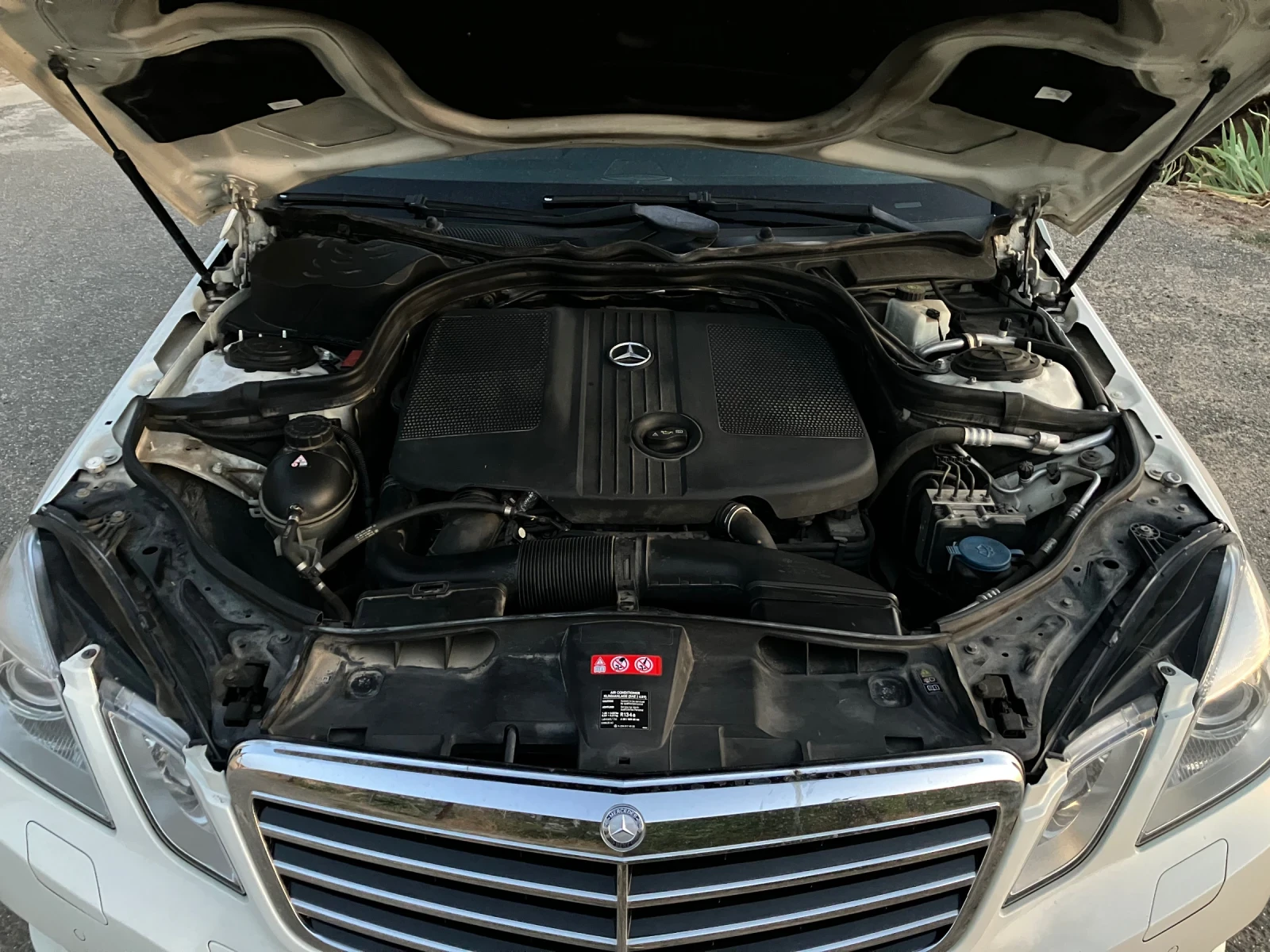 Mercedes-Benz E 220  - изображение 7