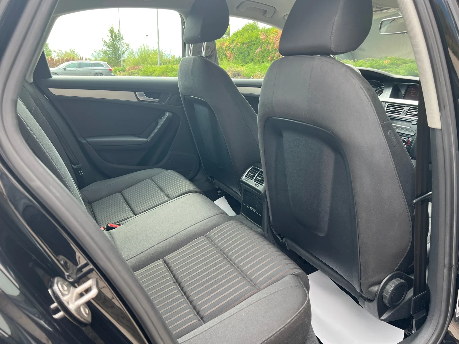 Audi A4 2.0TDi-    290   | Mobile.bg   14