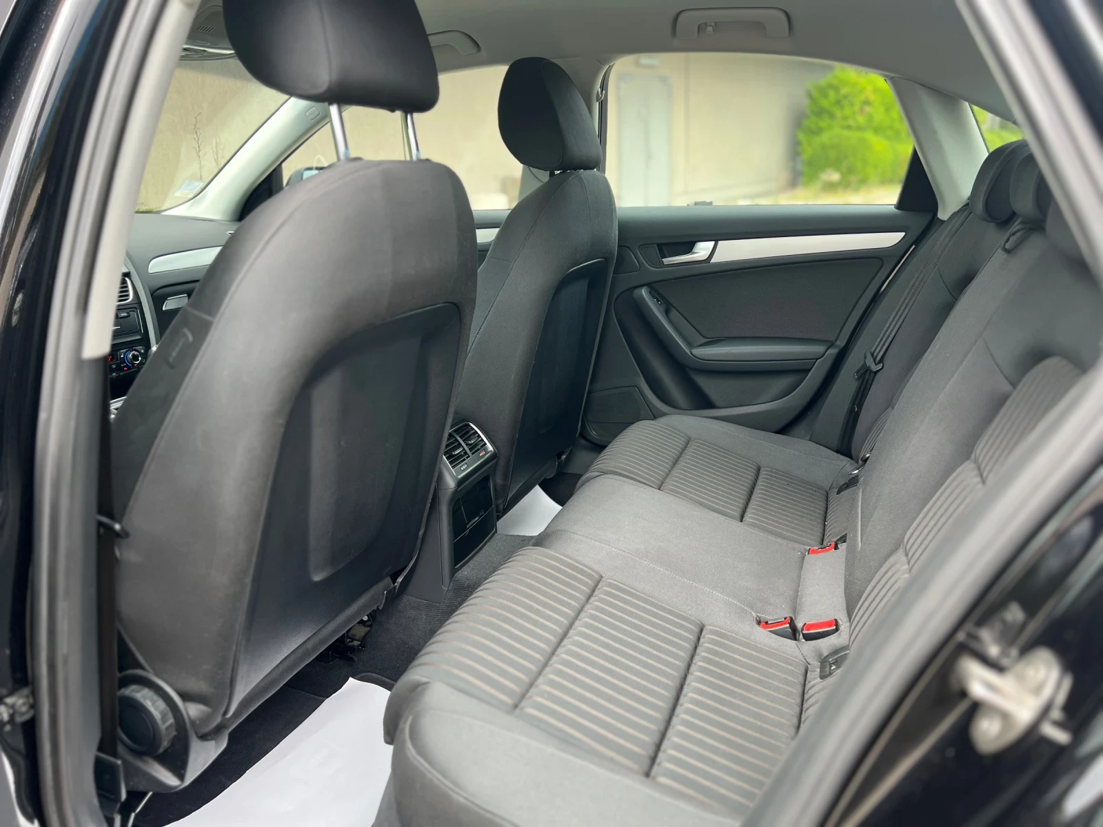 Audi A4 2.0TDi-    290   | Mobile.bg   15