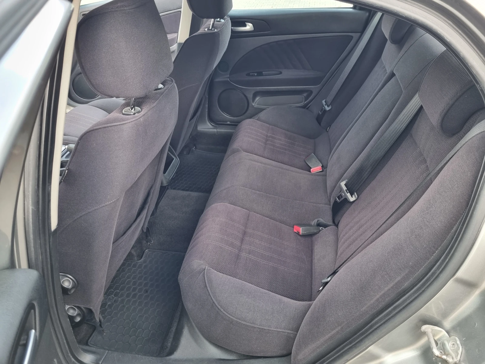 Alfa Romeo 159 1.9JTDm 16V 150кс / 6 СКОРОСТИ / СЕДАН 2008г. - изображение 10