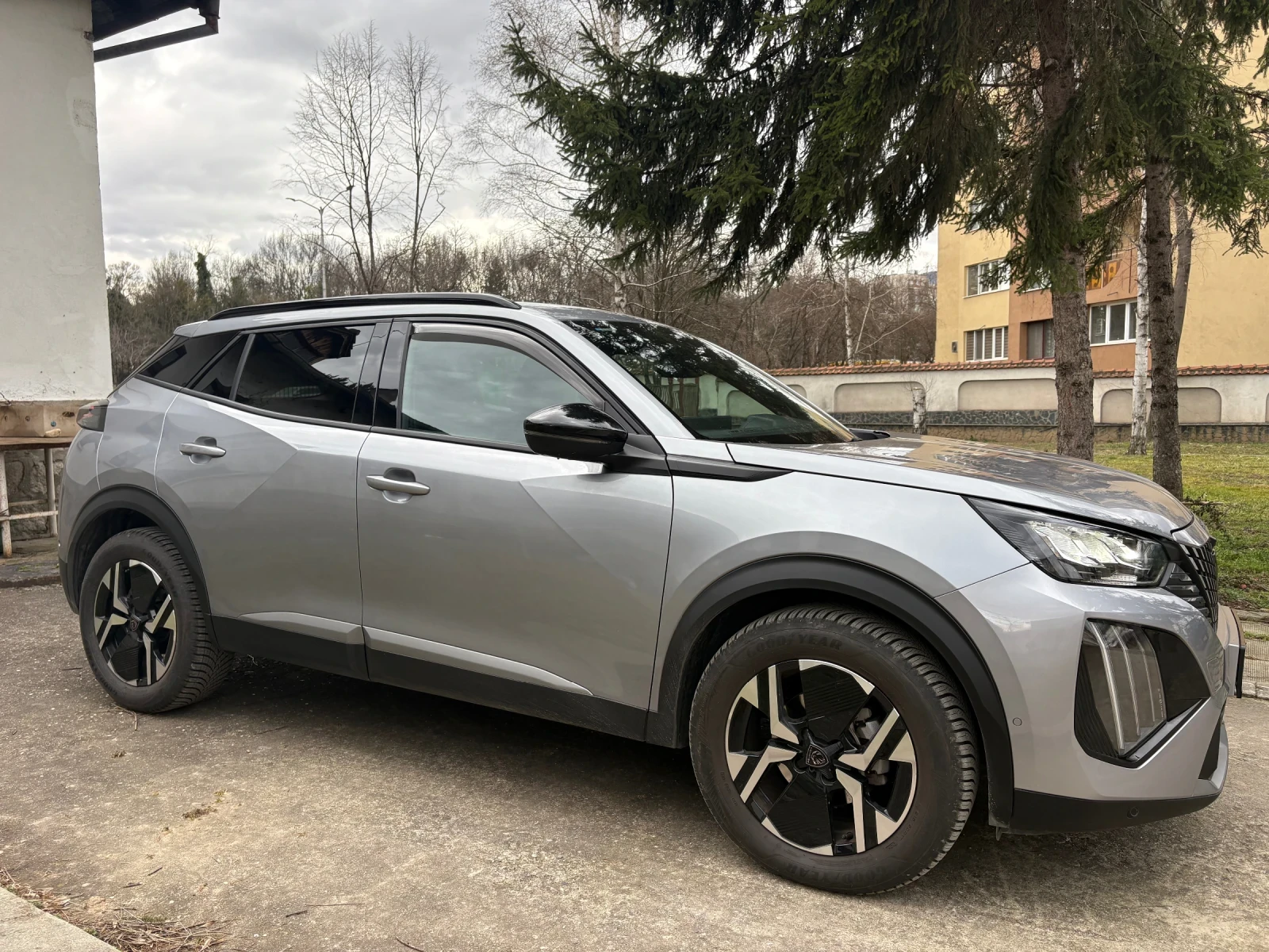 Peugeot 2008 Allure 1.2 PureTech 130 EAT8 EURO 6.4 | Mobile.bg � ����������� 2