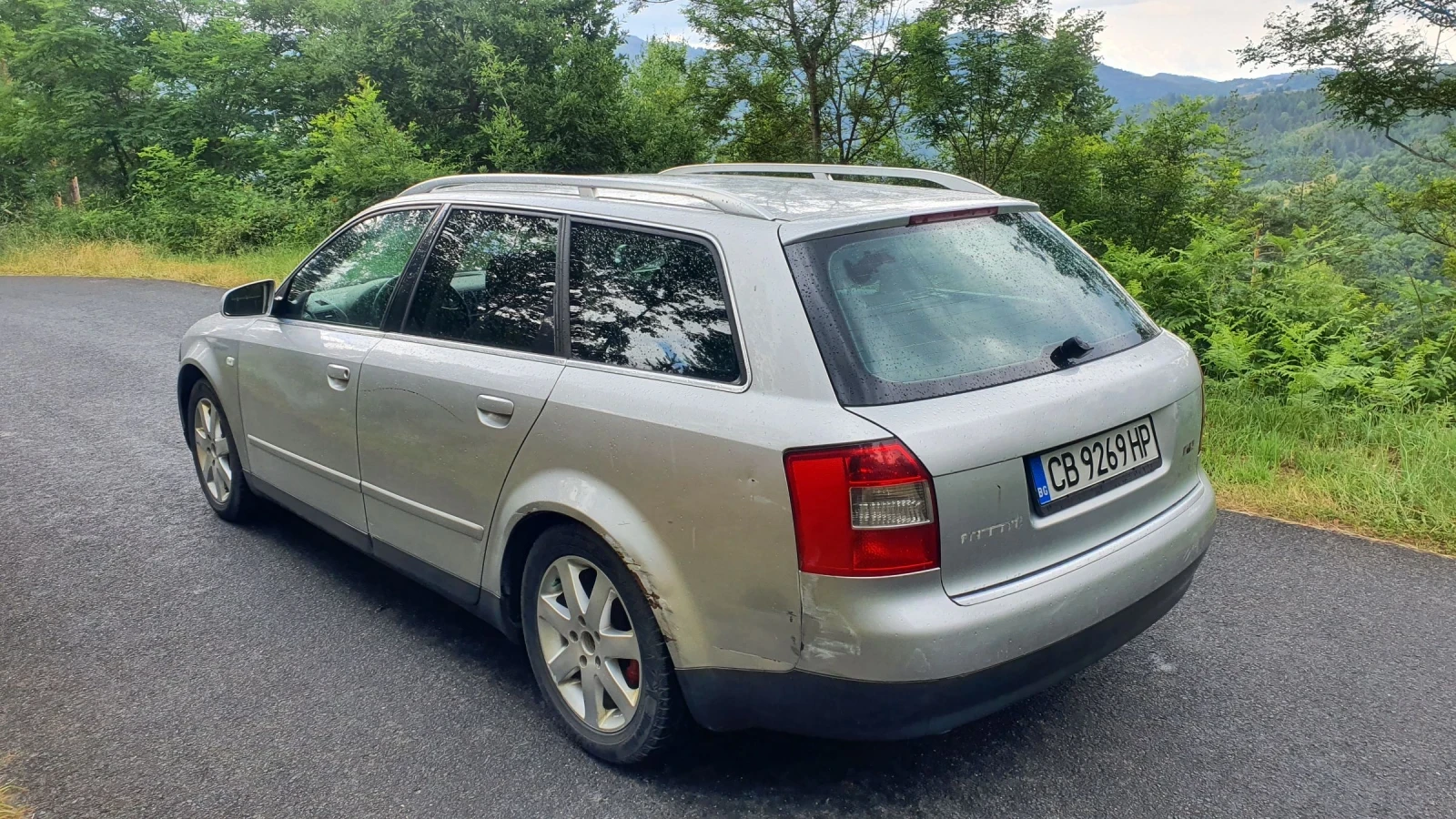 Audi A4 180 коня, Ръчка, Куатро , снимка 2 - Автомобили и джипове - 53746373