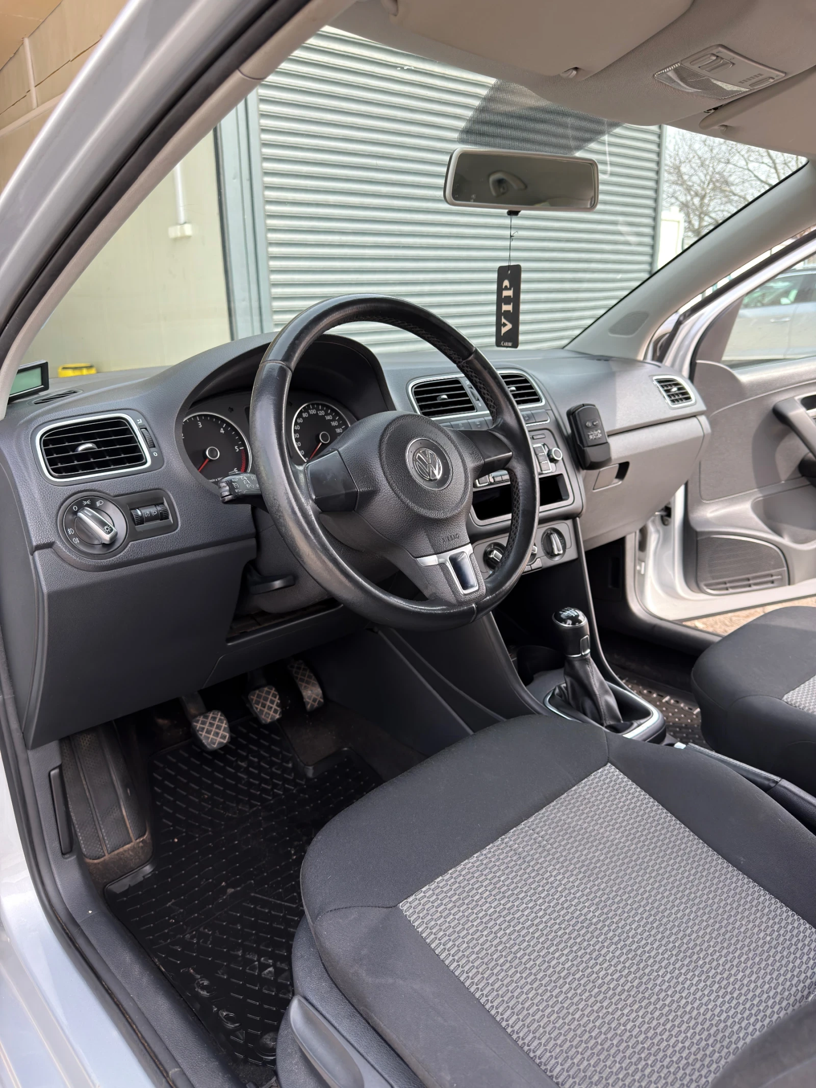 VW Polo 1.2 TDI, снимка 7 - Автомобили и джипове - 54099184